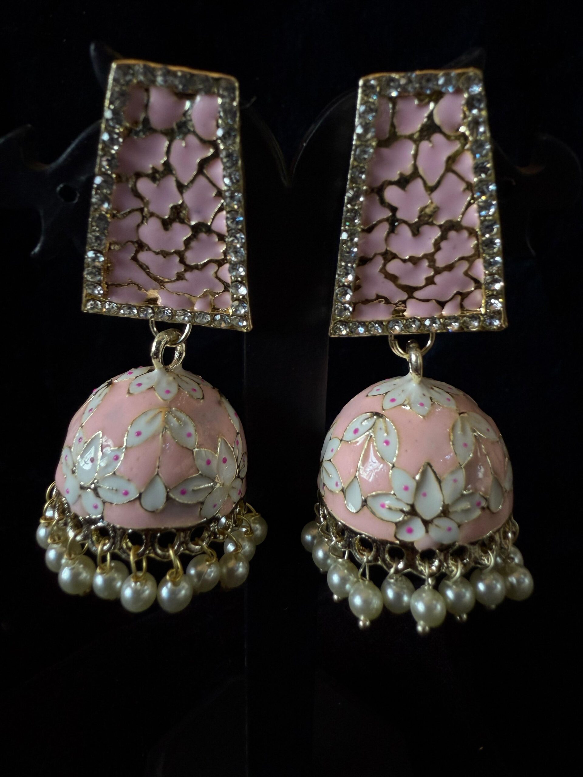 Kathiki Sunehri Phool Jhumkas Pink