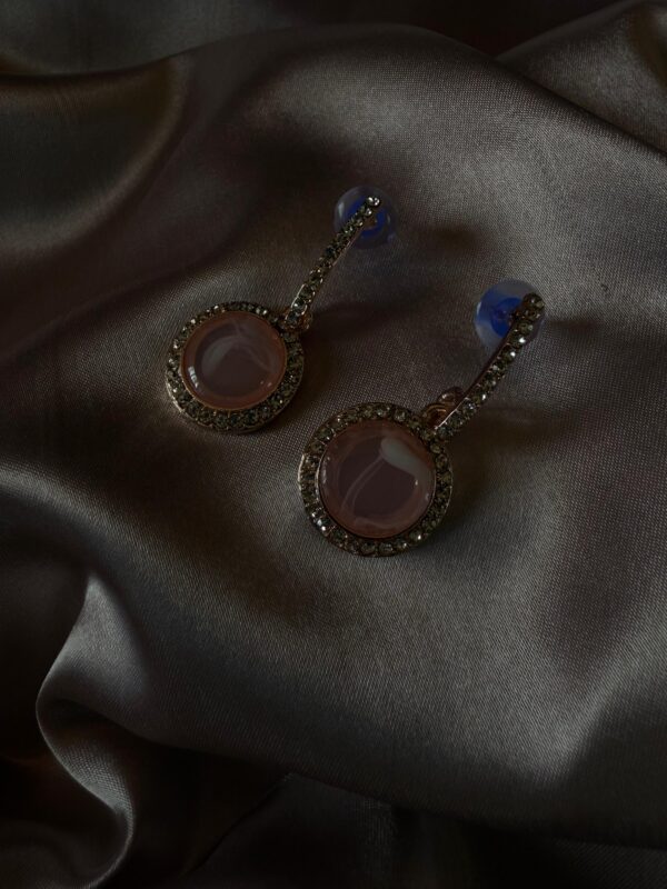 Kathiki Noor Crystal Earrings pink - Image 2