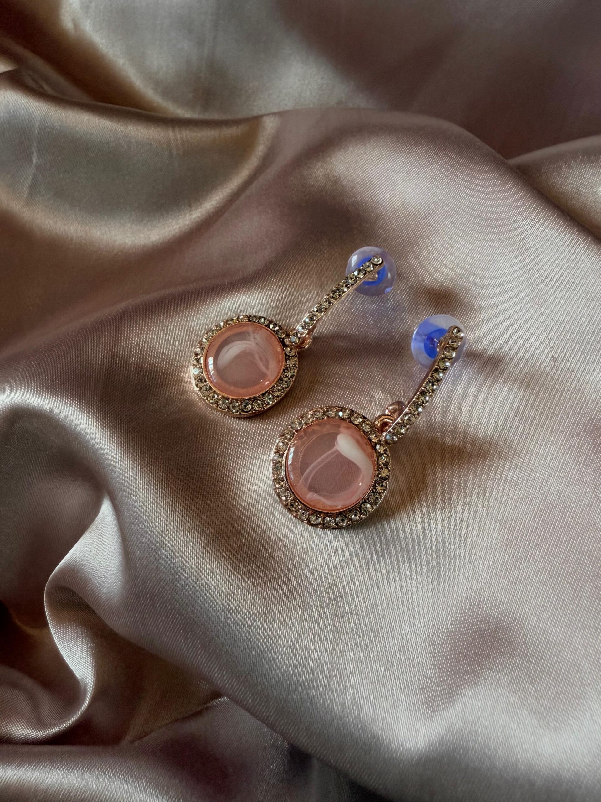 Kathiki Noor Crystal Earrings pink