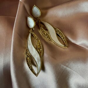 Kathiki Ethereal Flow Earrings