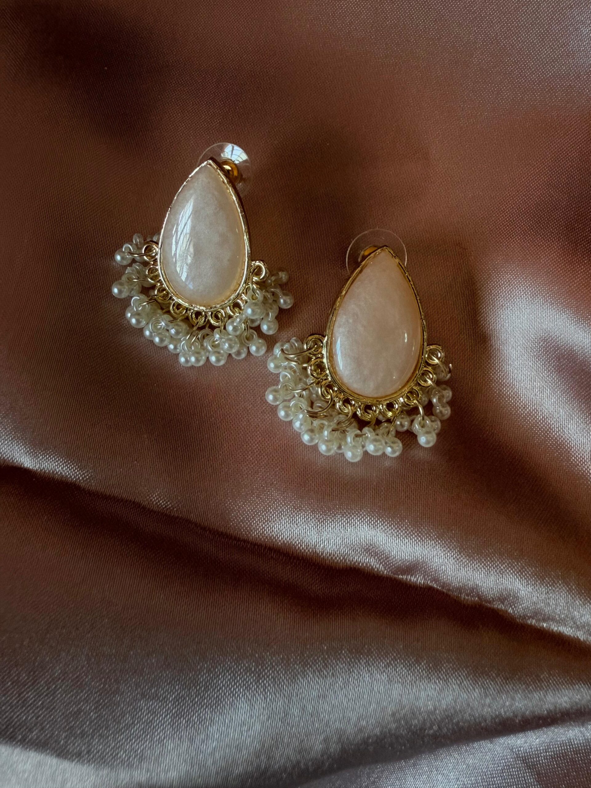 Kathiki Luxe Earrings peach