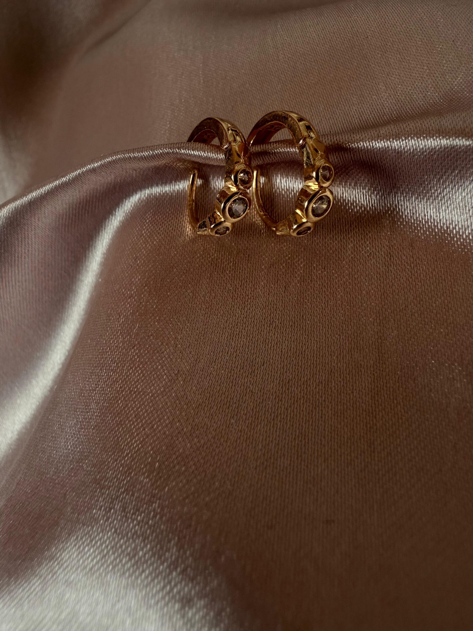 Kathiki Regal Gold Antique Hoops